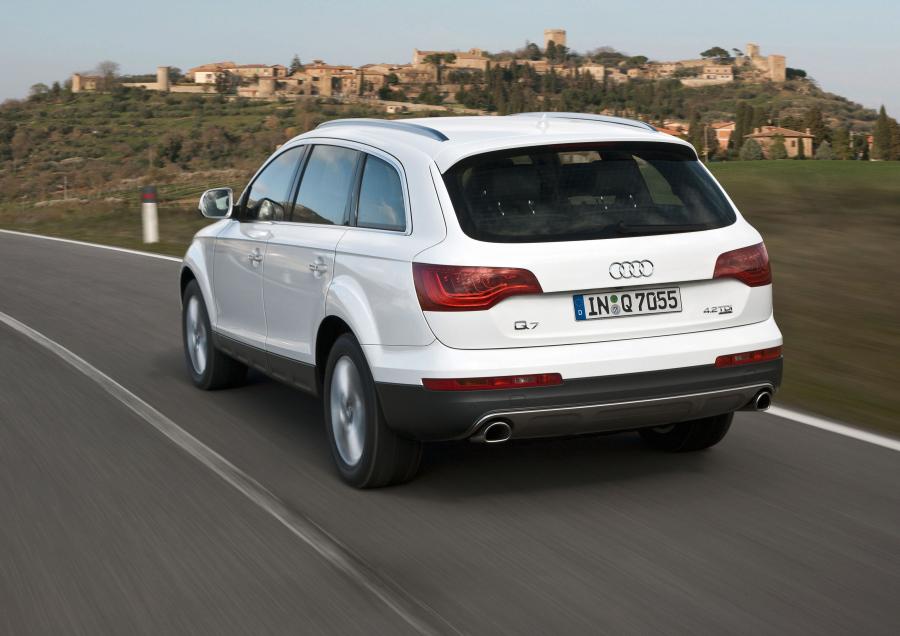  Audi Q7 4.2 TDI Quattro (4L) 2009 года  (фото 16 из 62)